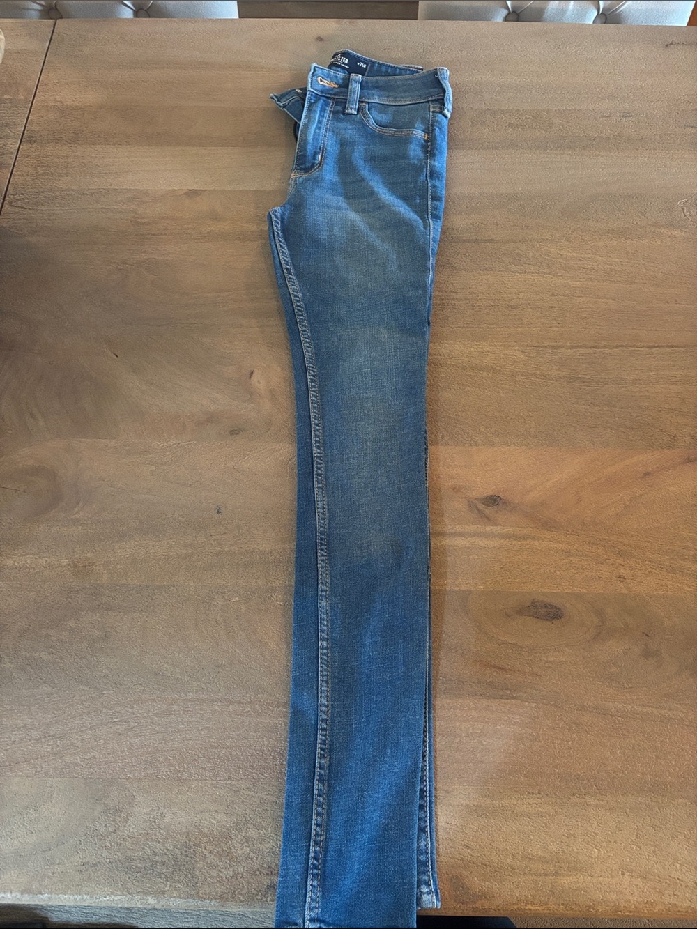 Hollister Women's Skinny Jeans in Medium Blue Wash